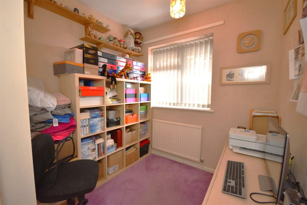 Additional image 18 of The Quillet, Neston