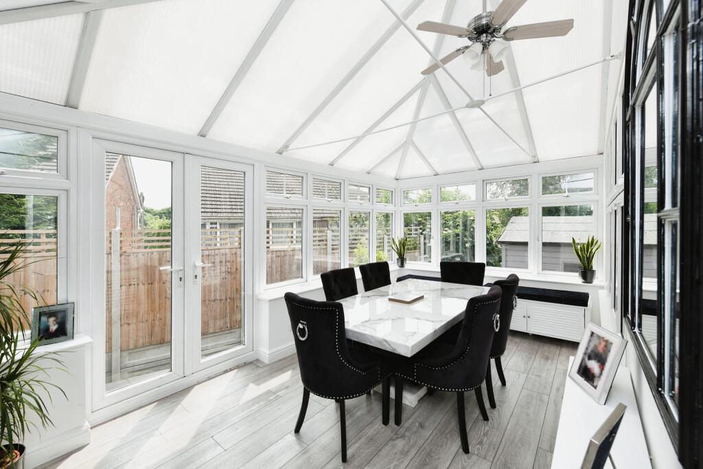 Additional image 4 of Balmoral Close, Billericay, CM11