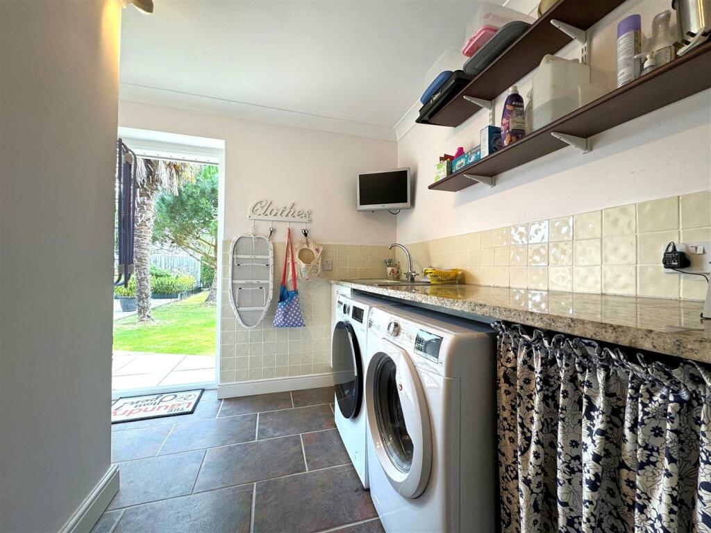 Additional image 14 of Chestnut Farm Drive, Althorne