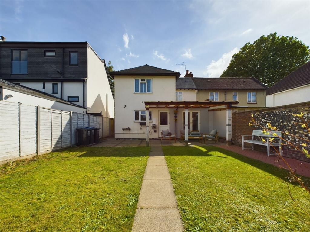 Additional image 14 of Stoats Nest Village, Coulsdon