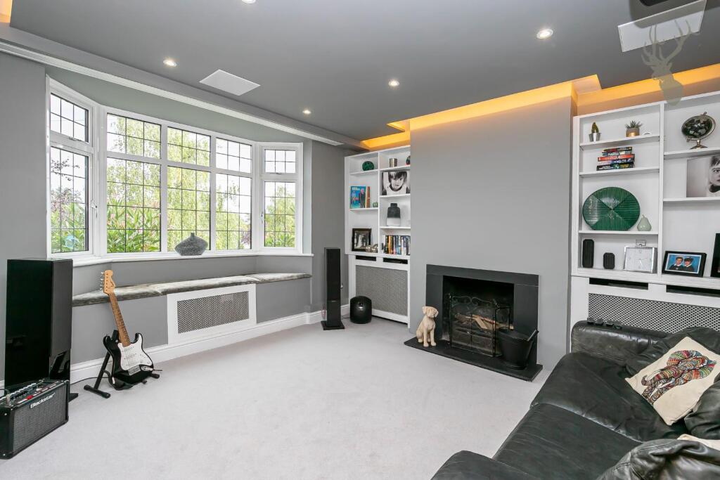 Additional image 4 of Dukes Avenue, Theydon Bois, Epping