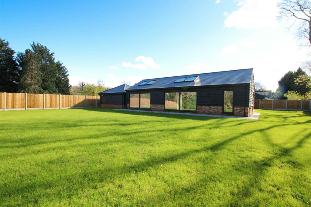 Additional image 19 of Broomhills Chase, Little Burstead, Billericay