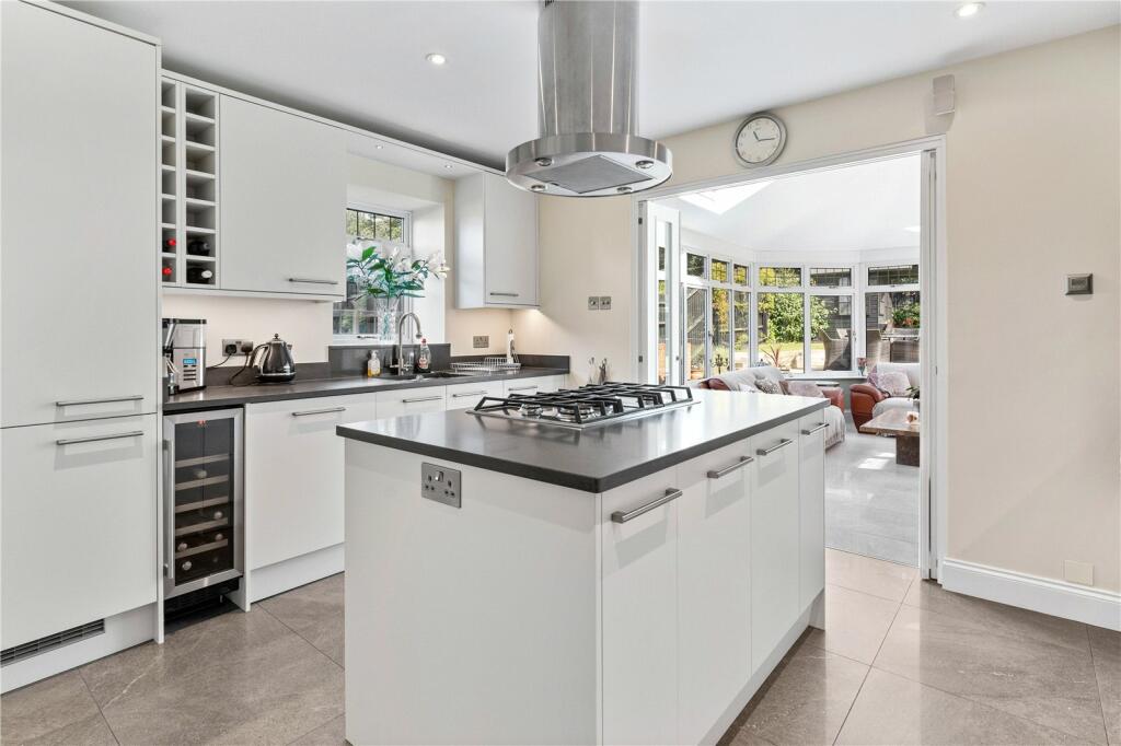 Additional image 4 of Blenheim Close, Sawbridgeworth, Herts, CM21