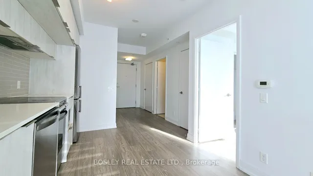 Additional image 7 of 181 Dundas St Unit 2707