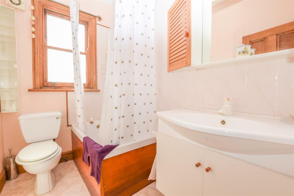 Additional image 17 of Parkgate Road, Neston