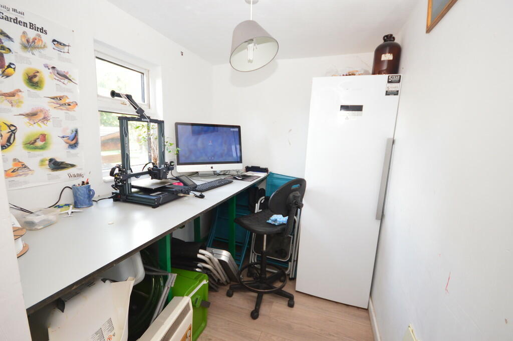 Additional image 10 of Rosabelle Avenue, Wivenhoe