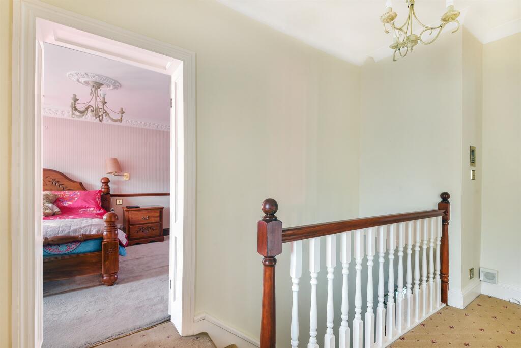 Additional image 19 of Farley Road, South Croydon