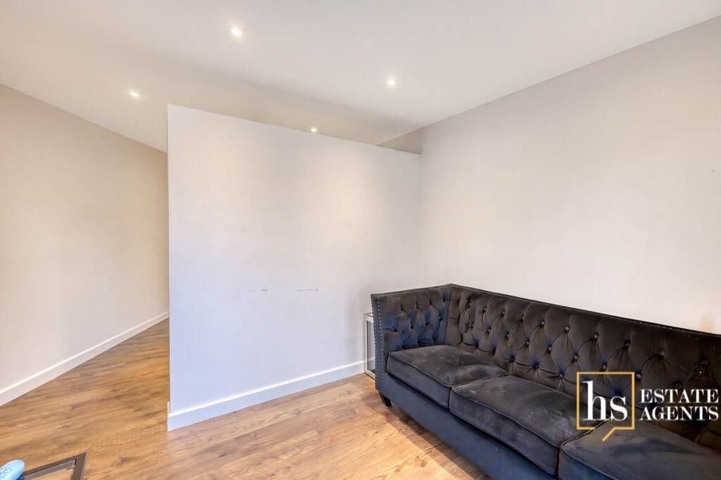 Additional image 8 of Crow Green Lane, Brentwood