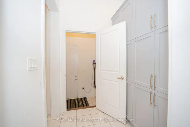 Additional image 14 of 23 HENDRICKS Cres