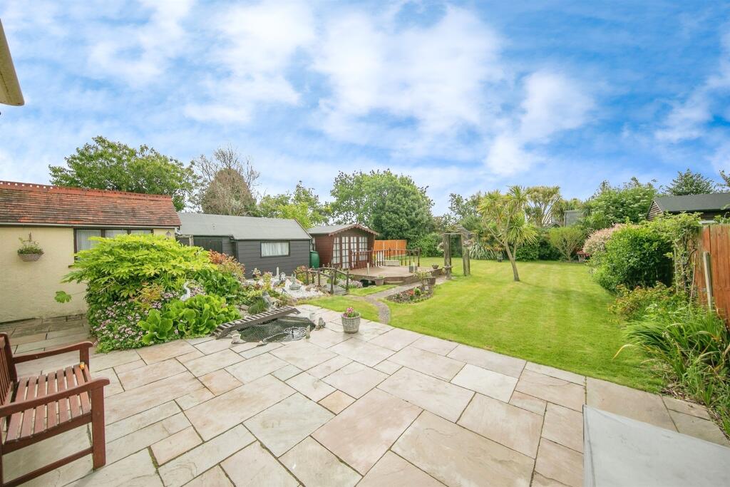 Additional image 15 of Bedford Road, Holland-On-Sea, Clacton-On-Sea