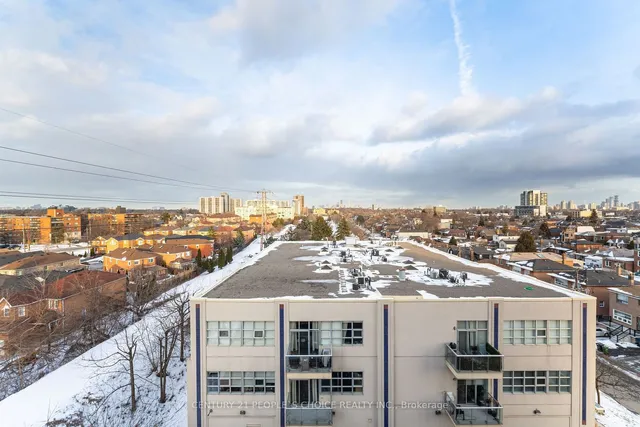 Additional image 31 of 2433 Dufferin St Unit 715