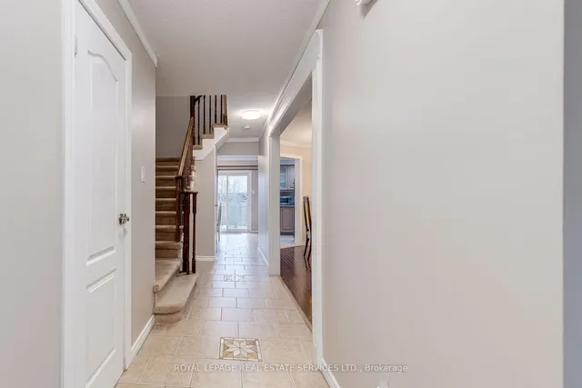 Additional image 20 of 9 Lady Bower Cres