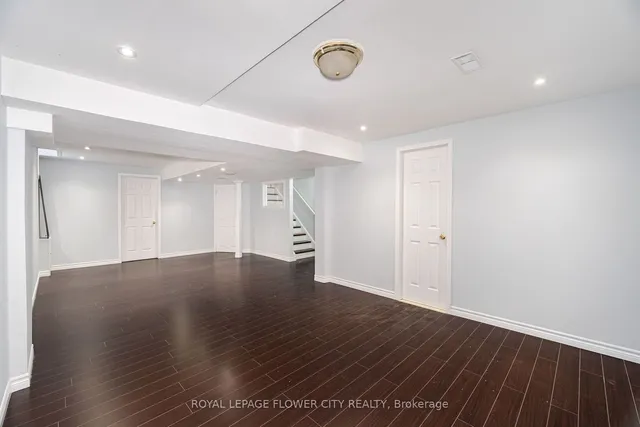 Additional image 35 of 112 Merganser Cres