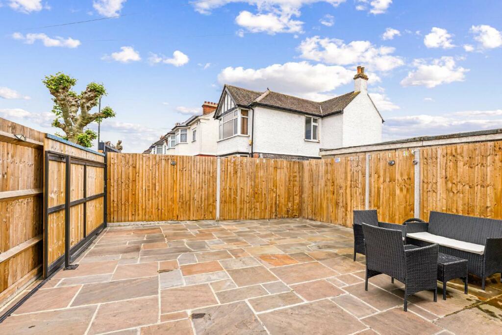 Additional image 4 of Streatham Road, Tooting