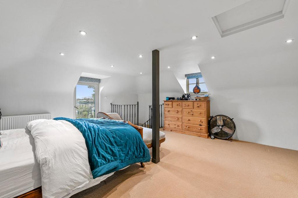 Additional image 27 of Frinton Road, Thorpe-Le-Soken