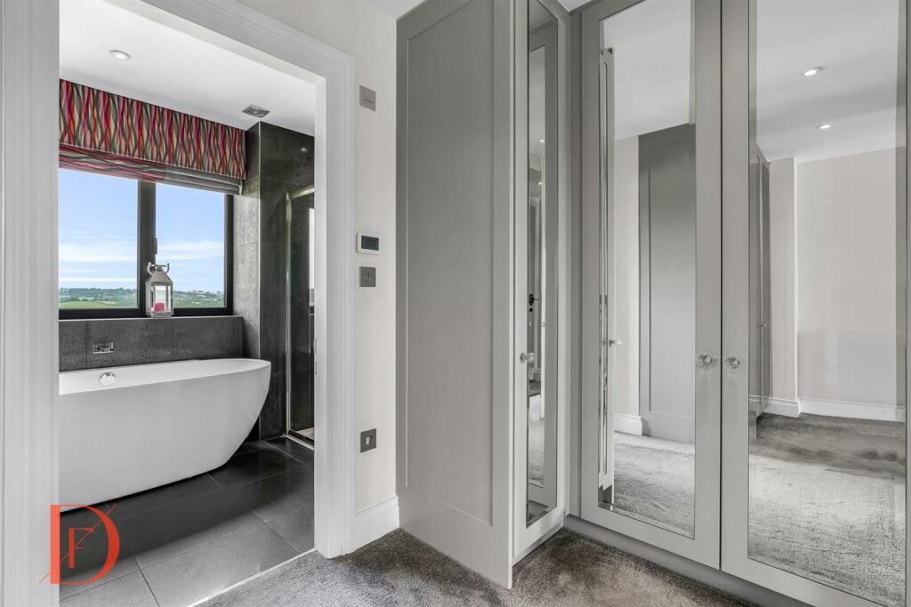 Additional image 31 of Coopersale Lane, Theydon Bois