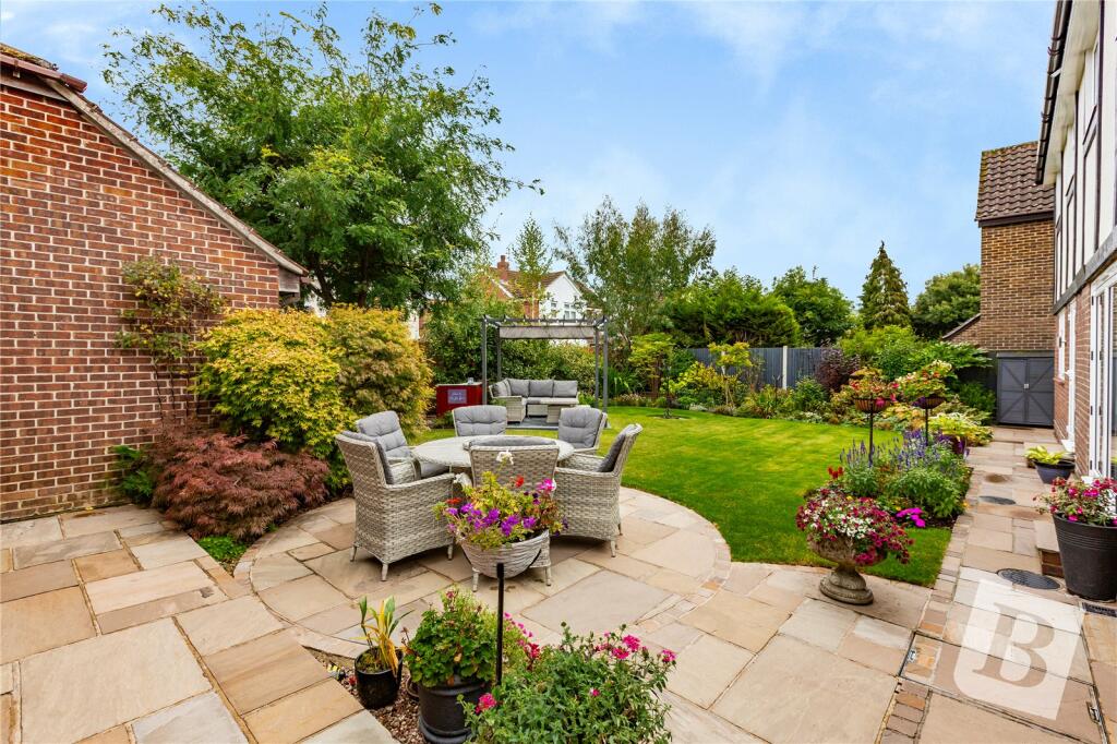 Additional image 20 of Lampern Crescent, Billericay, Essex, CM12