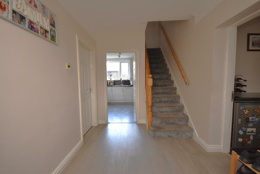 Additional image 5 of The Quillet, Neston