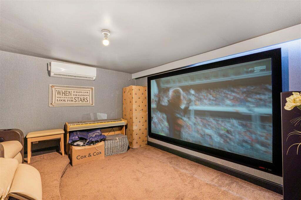 Additional image 40 of Mansfield, High Wych, Sawbridgeworth, CM21 0JT