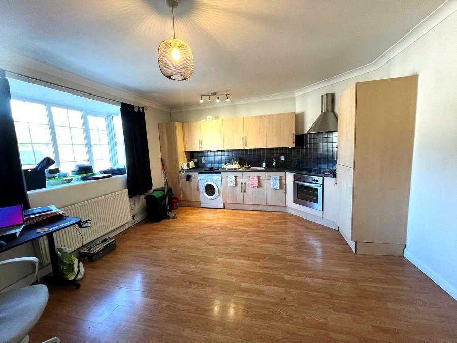 Additional image 5 of 219 Chipstead Valley Road, Coulsdon, Surrey