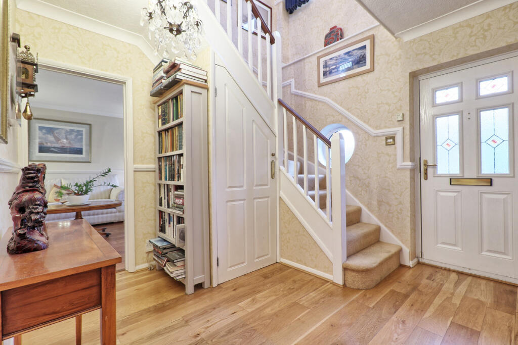 Primary image of The Mullions, Billericay, CM12