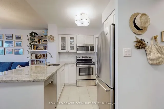 Additional image 9 of 35 Merton St Unit 1008