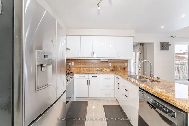 Additional image 16 of 59 Parkside Dr