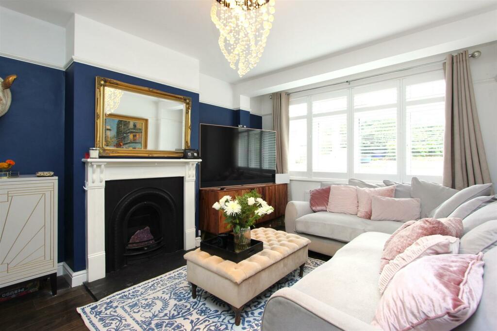 Additional image 4 of Woodlands Grove, Coulsdon