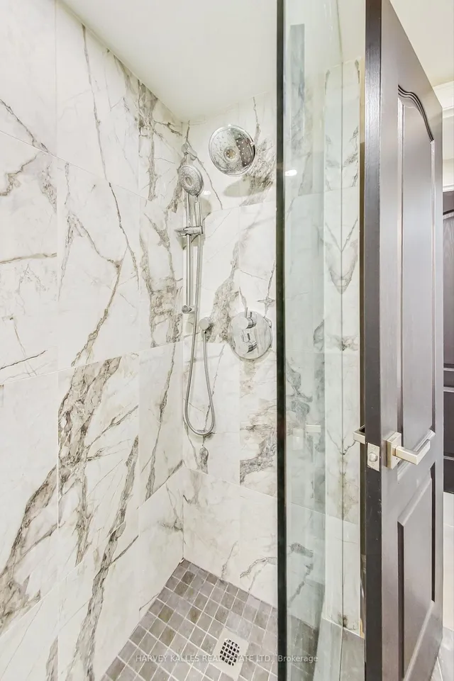 Additional image 35 of 258 Spadina Rd