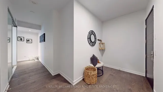 Additional image 18 of 488 University Ave Unit 3307