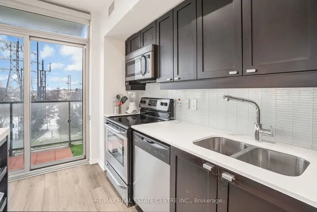 Additional image 16 of 105 The Queensway Ave Unit 303