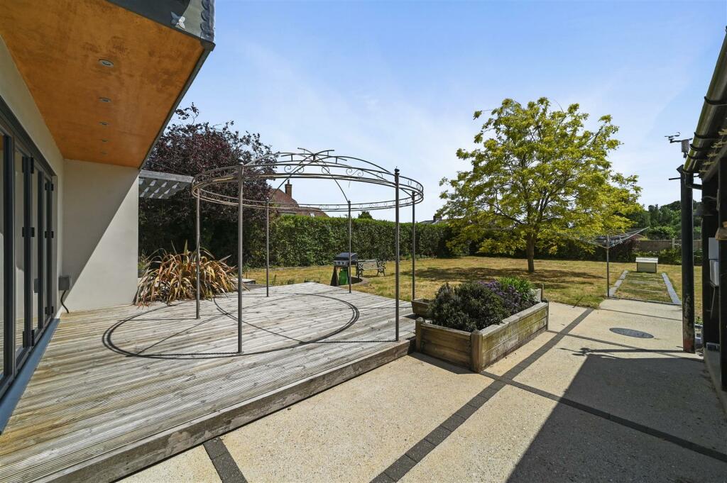 Additional image 7 of Ipswich Road, Brantham, Manningtree