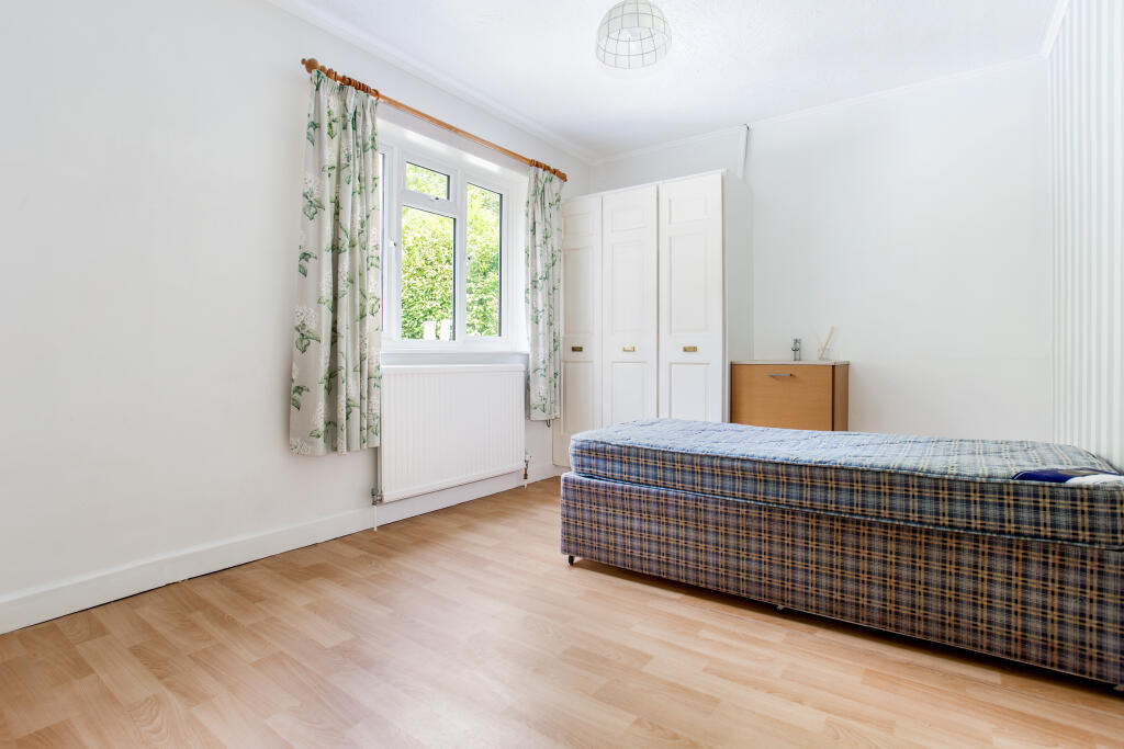 Additional image 23 of Harestone Valley Road, Caterham, CR3