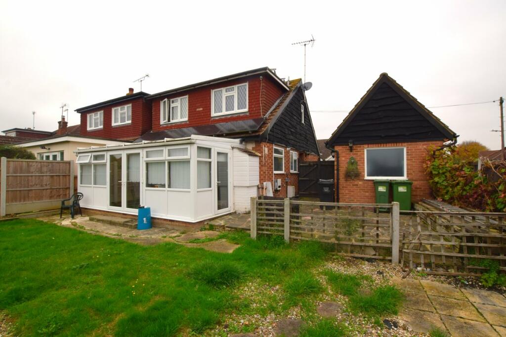 Additional image 19 of Lorraine Close, Billericay, CM11