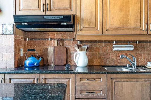 Additional image 19 of 135 Maitland St Unit PH3