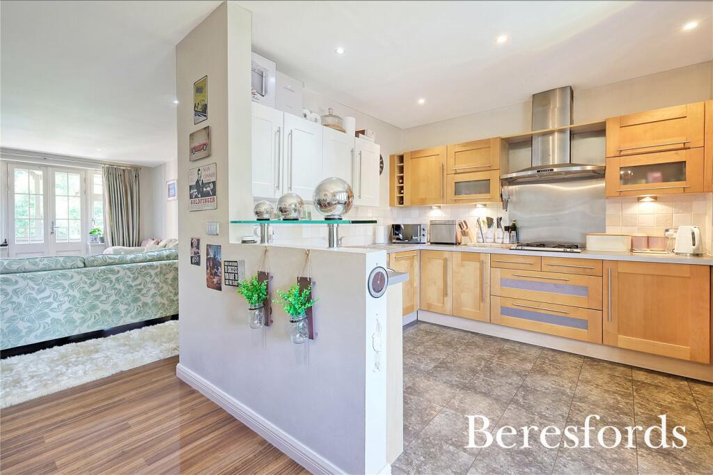 Additional image 3 of Stonegate, The Limes, CM4