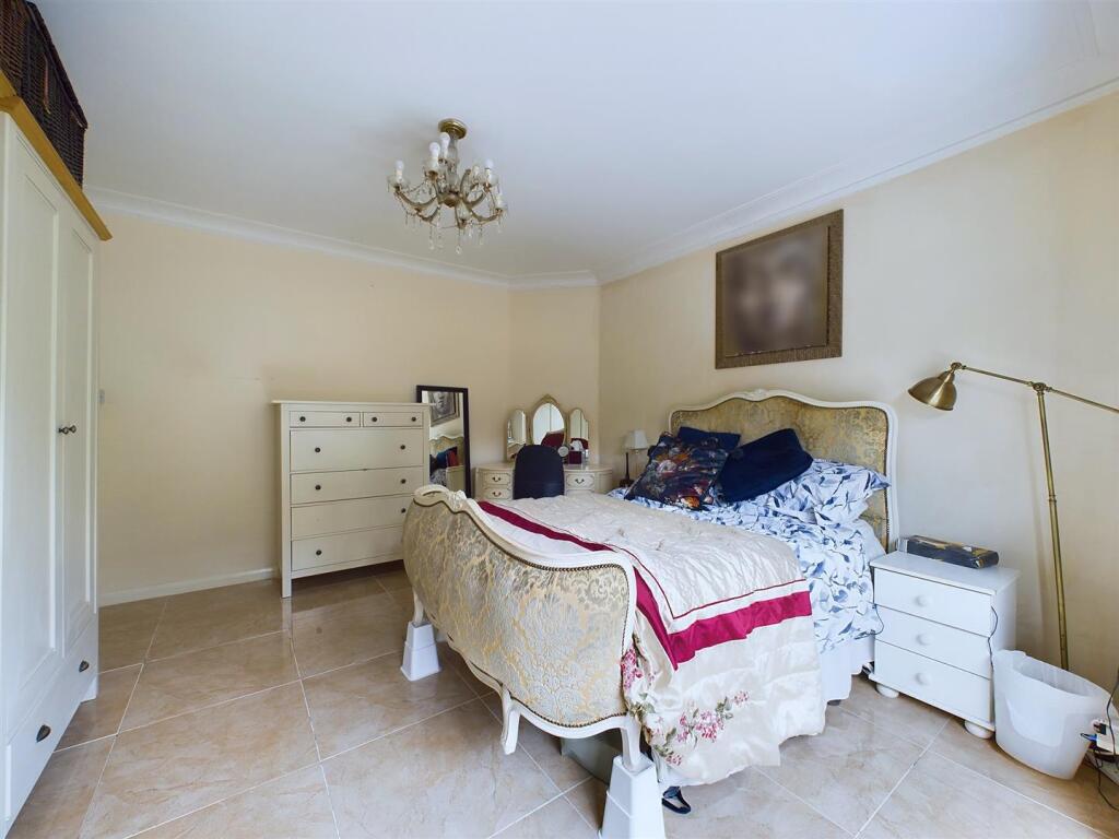 Additional image 20 of Whyteleafe Hill, Whyteleafe