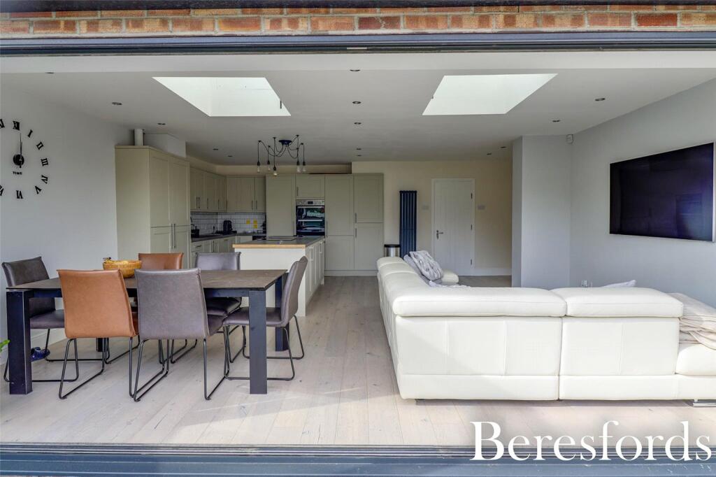 Additional image 12 of Knights Way, Brentwood, CM13