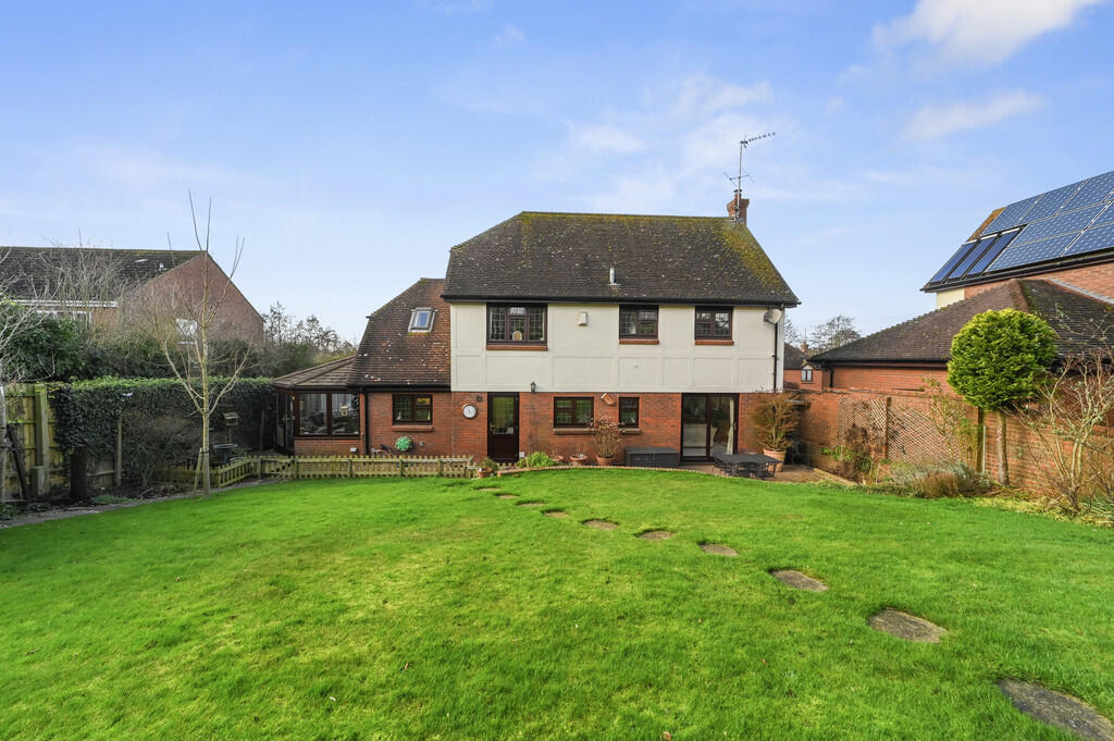 Additional image 10 of Robinsbridge Road, Coggeshall