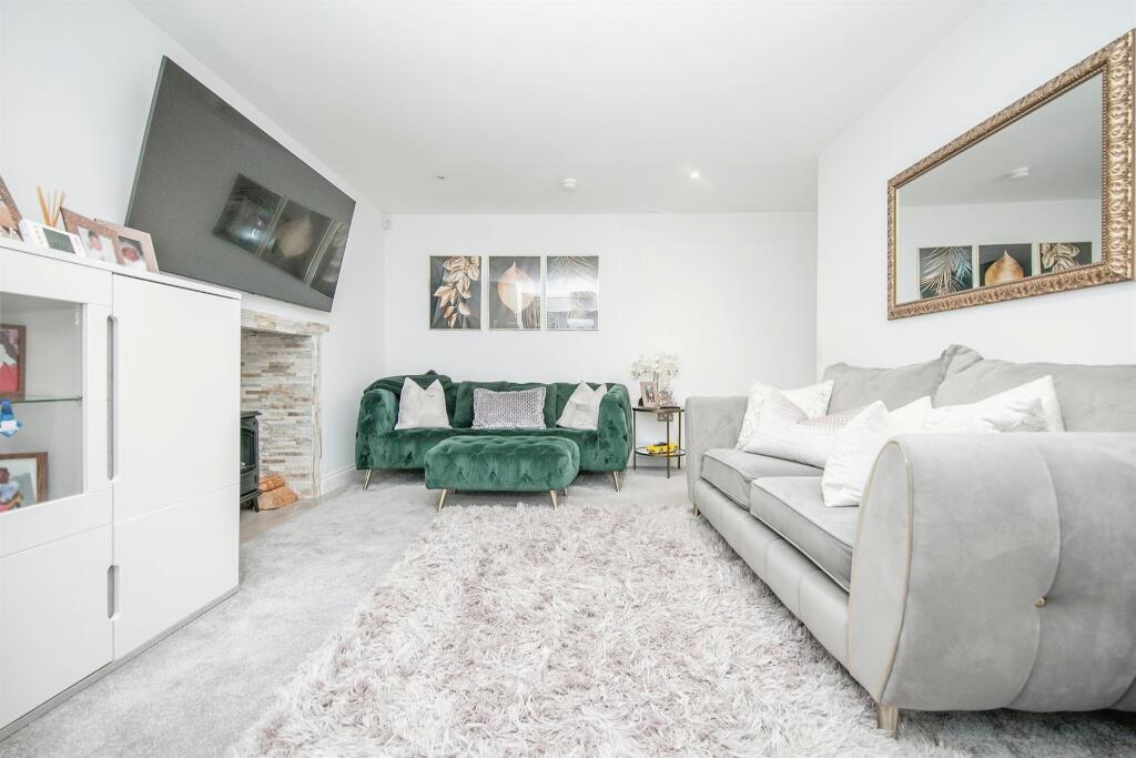 Additional image 5 of Joslin Close, Colchester