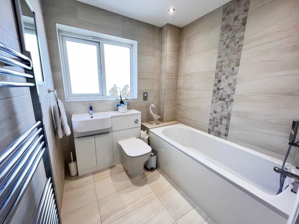 Additional image 30 of Farm Close, KIRBY CROSS, Frinton on Sea, CO13