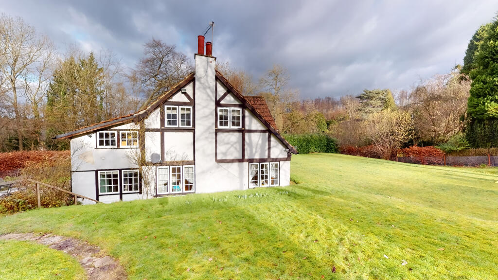 Additional image 8 of Woodland Way, Caterham, CR3