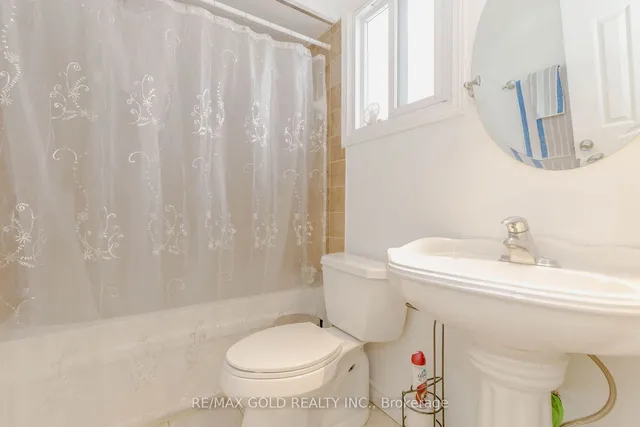 Additional image 29 of 8 Saint Tropez Crt