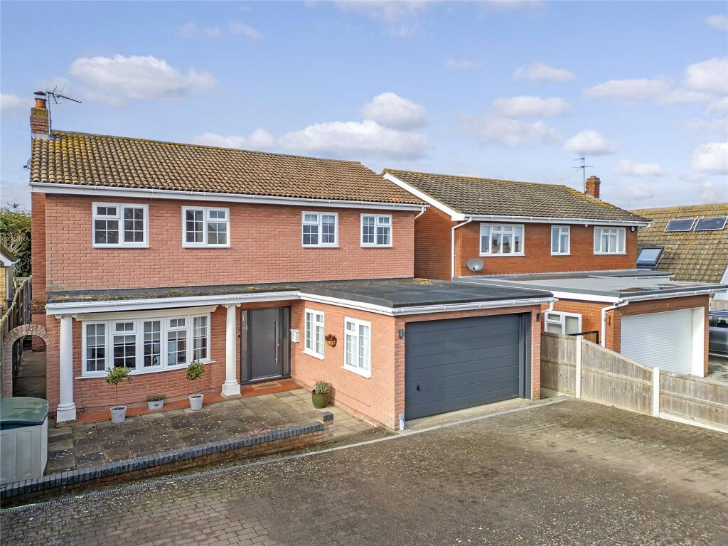 Additional image 29 of Chartfield Drive, Kirby-le-Soken, Frinton-on-Sea, Essex, CO13