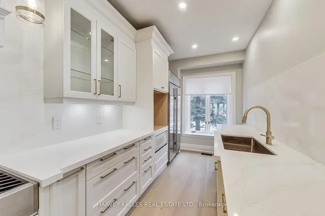 Additional image 8 of 258 Spadina Rd