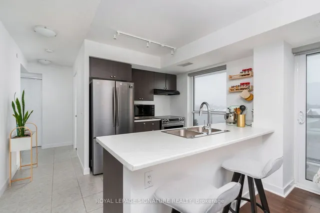 Additional image 7 of 8 Trent Ave Unit 523