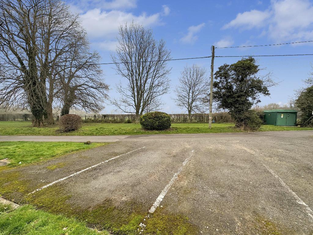 Additional image 3 of Court Farm Park, Warlingham, Surrey, CR6 9YA