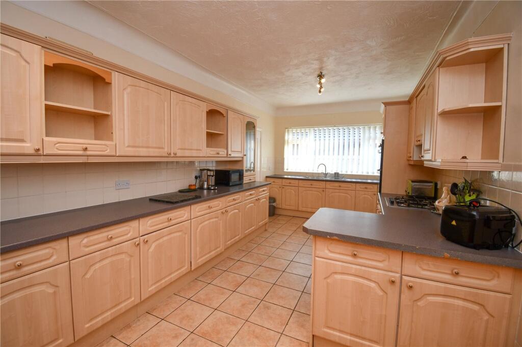 Additional image 7 of Park Drive, Whitby, Ellesmere Port