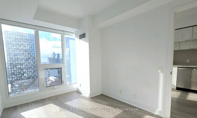 Additional image 11 of 181 Dundas St Unit 2707