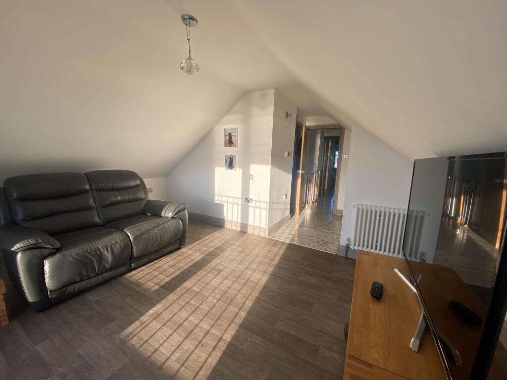 Additional image 15 of 37 Eastern Promenade, Point Clear Bay, Clacton-on-Sea, Essex, CO16 8LG